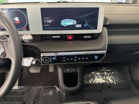 Used 2023 Hyundai Ioniq 5 Limited w/ Cargo Package image 18