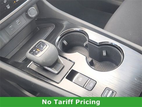 Used 2023 Nissan Rogue S image 18