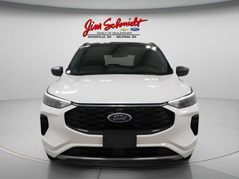 Used 2024 Ford Escape ST-Line w/ Tech Pack #1 AWD/4WD image 3