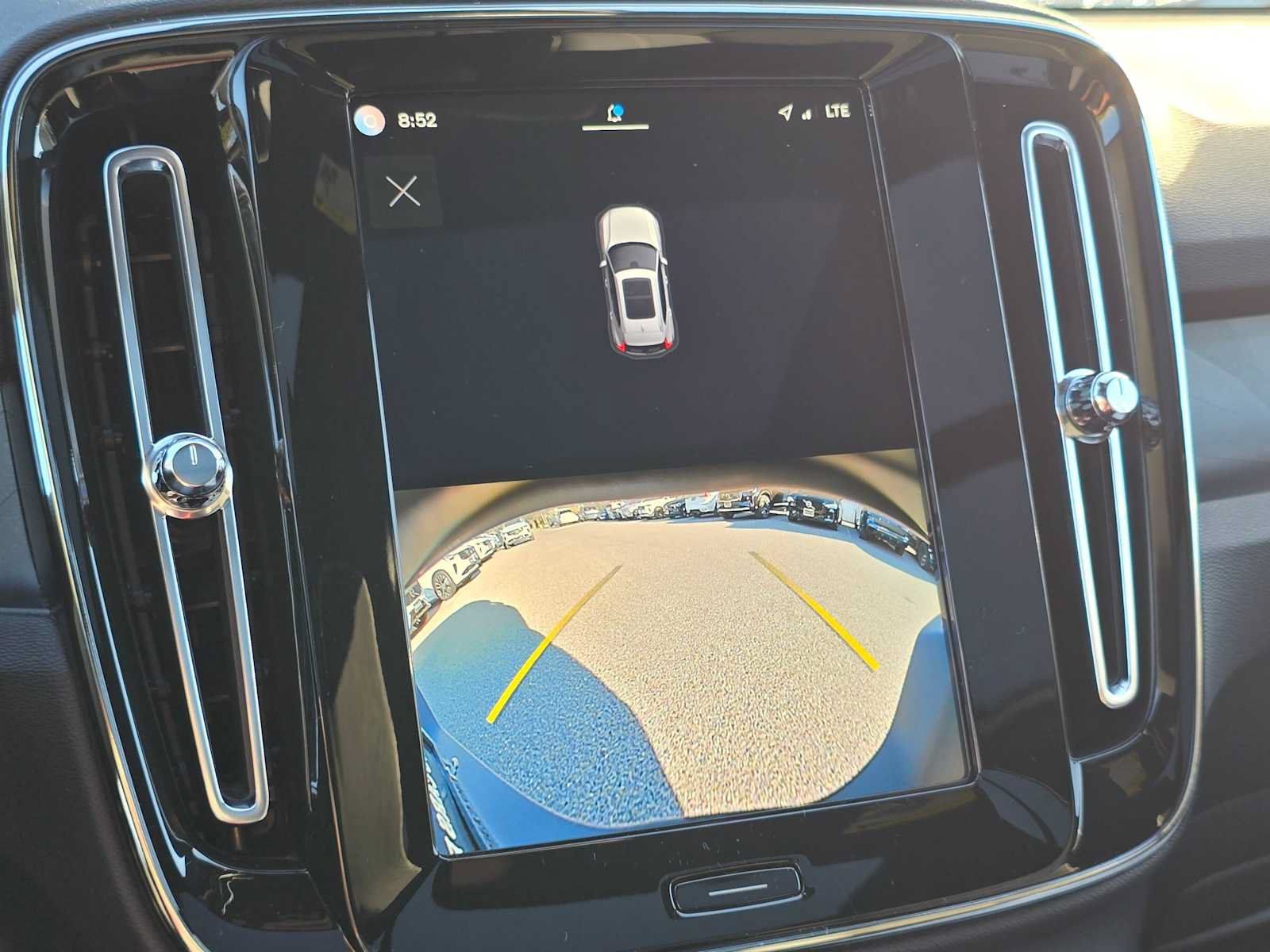 Used 2023 Volvo XC40 Recharge Ultimate AWD/4WD image 27