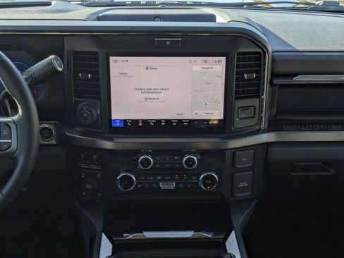 Used 2025 Ford F250 Lariat w/ Lariat Ultimate Package image 42