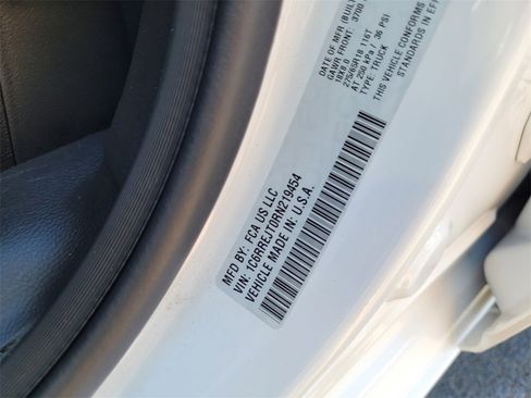 Used 2024 RAM 1500 Laramie image 16