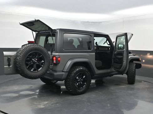Used 2020 Jeep Wrangler Sport AWD/4WD image 34
