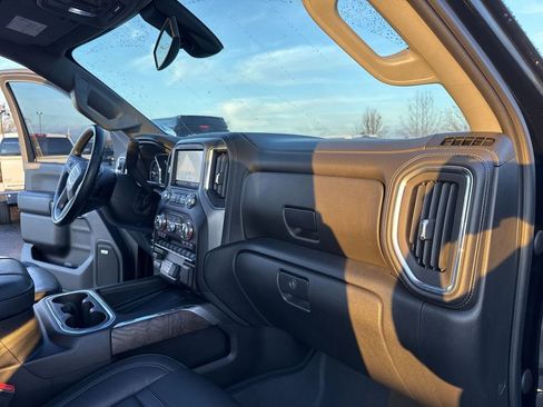 Certified 2023 GMC Sierra 2500 Denali image 36