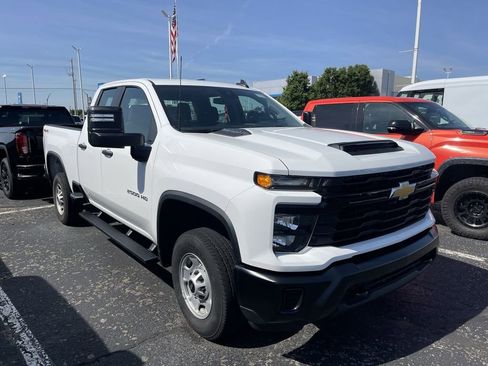 Used 2024 Chevrolet Silverado 2500 W/T w/ WT Fleet Convenience Package AWD/4WD image 14