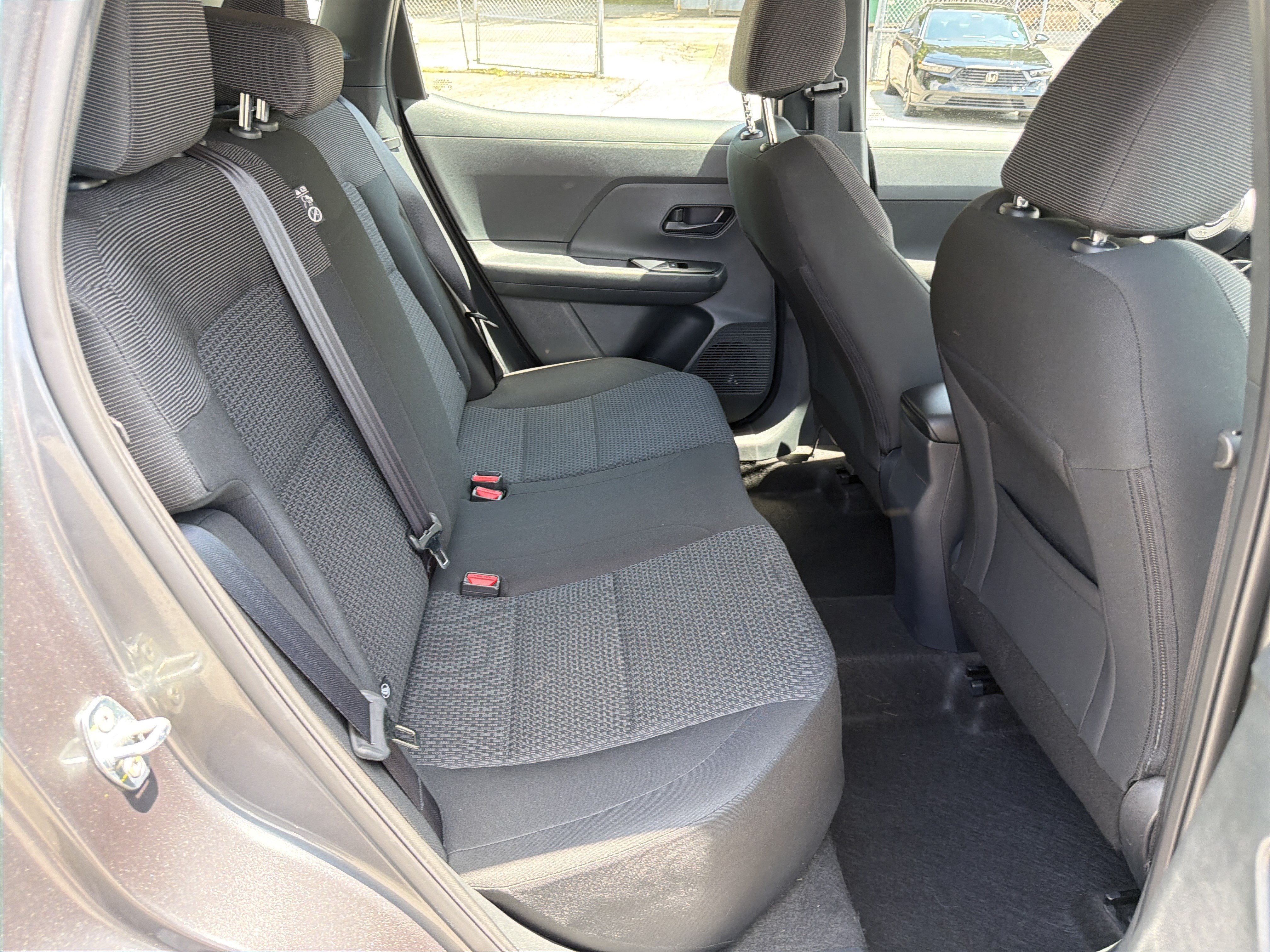 Used 2025 Nissan Kicks S AWD/4WD image 15