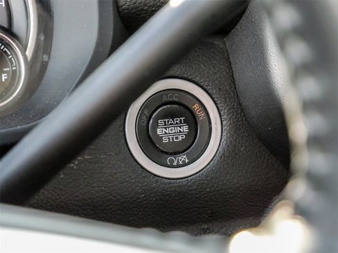 Used 2020 RAM 2500 Laramie image 35