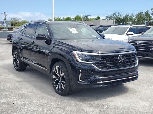 New 2026 Volkswagen Atlas Cross Sport SEL Premium R-Line AWD/4WD image 4