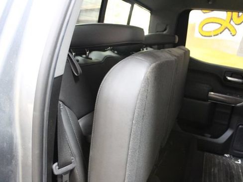 Used 2019 Chevrolet Silverado 1500 LTZ w/ LTZ Convenience Package AWD/4WD image 9