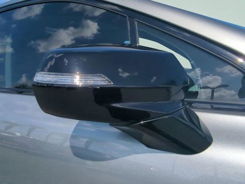 Certified 2024 Honda Prologue Touring image 12