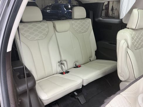 Used 2020 Hyundai Palisade Limited image 24