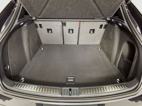 New 2026 Porsche Macan Turbo image 28