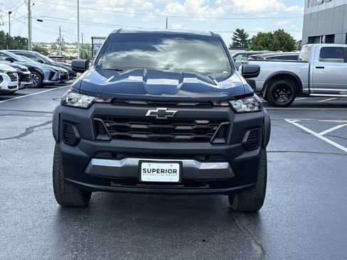 Used 2024 Chevrolet Colorado Trail Boss AWD/4WD image 12