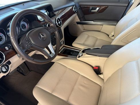Used 2014 Mercedes-Benz GLK 350 4MATIC image 11