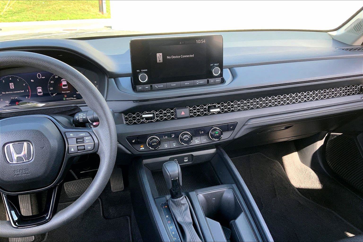 Used 2024 Honda Accord EX image 6