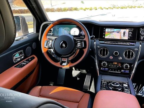 Used 2026 Rolls-Royce Cullinan image 7