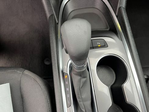 Used 2024 Chevrolet Malibu LT image 42