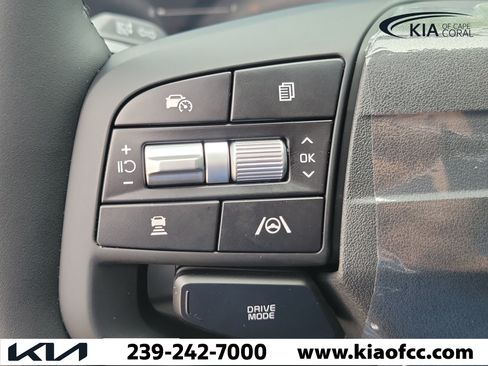 New 2026 Kia Sportage LX w/ LX Convenience Package FWD image 25