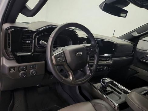 Used 2022 Chevrolet Silverado 1500 ZR2 AWD/4WD image 17