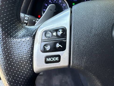 Used 2011 Lexus IS 250 w/ F-Sport Pkg w/Summer Tires RWD image 18
