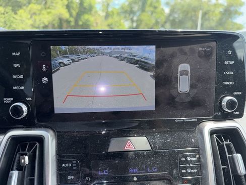 Certified 2023 Kia Sorento S FWD image 13