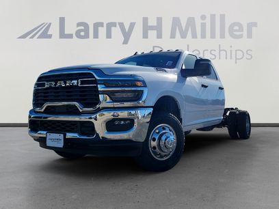 New 2025 RAM 3500 Tradesman w/ Chrome Appearance Group