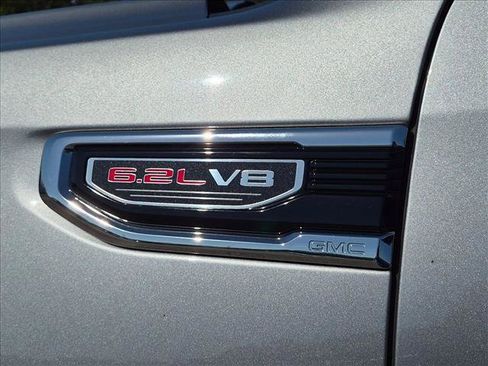 Used 2024 GMC Sierra 1500 Denali w/ Denali Reserve Package AWD/4WD image 2