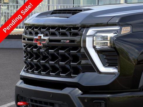 New 2026 Chevrolet Silverado 2500 ZR2 w/ LPO, Dark Essentials Package image 13