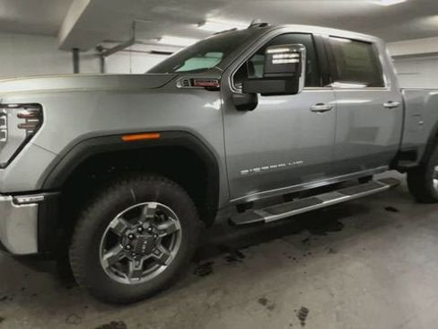 New 2026 GMC Sierra 2500 SLT w/ SLT Premium Package AWD/4WD image 3