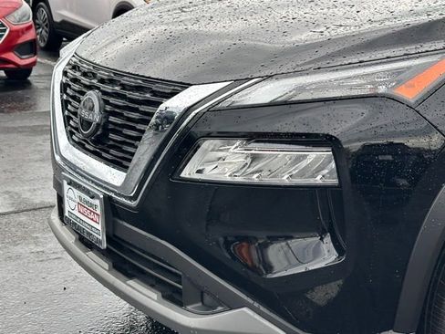 Used 2023 Nissan Rogue SV AWD/4WD image 8
