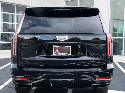 Used 2025 Cadillac Escalade Sport w/ LPO, ONYX Package AWD/4WD image 16