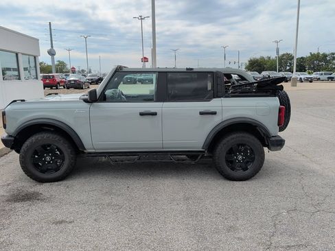 Used 2022 Ford Bronco Black Diamond AWD/4WD image 4