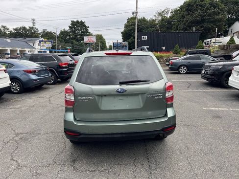 Used 2014 Subaru Forester 2.5i Premium w/ All-Weather Package AWD/4WD image 10