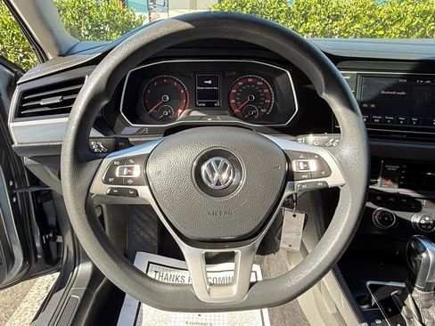 Used 2019 Volkswagen Jetta FWD image 24