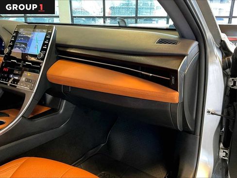 Used 2019 Toyota Avalon Limited w/ All Weather Liner Package image 19