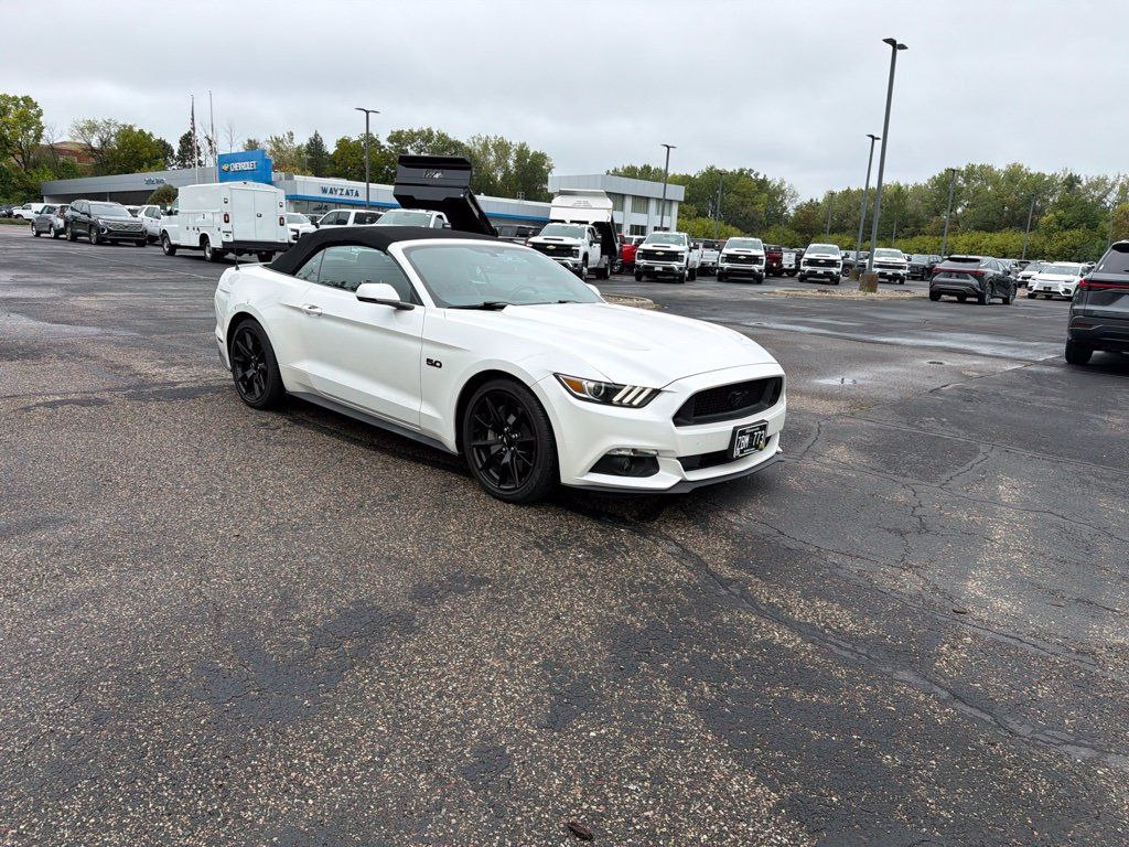 Used 2017 Ford Mustang GT Premium w/ Black Accent Package RWD image 18