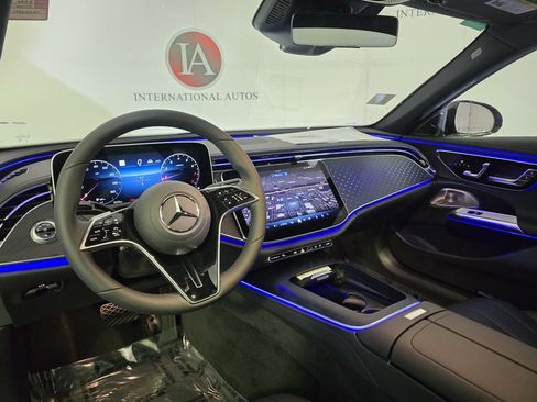 New 2026 Mercedes-Benz E 350 4MATIC Sedan image 14