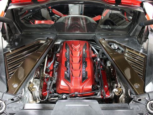 Used 2021 Chevrolet Corvette Stingray Premium Cpe w/ Z51 Performance Package RWD image 26