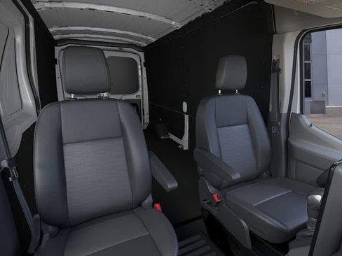 New 2026 Ford Transit 250 148 Medium Roof w/ Load Area Protection Package RWD image 10