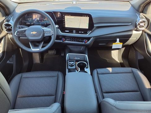 New 2026 Chevrolet Equinox LT image 8