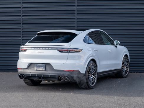 Certified 2023 Porsche Cayenne Coupe image 8
