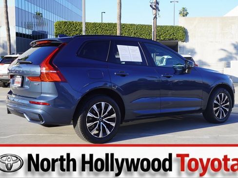 Used 2024 Volvo XC60 B5 Core image 7