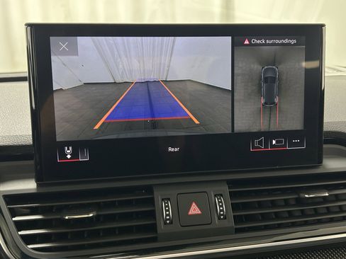 Used 2021 Audi SQ5 Premium Plus w/ Premium Plus Package image 17