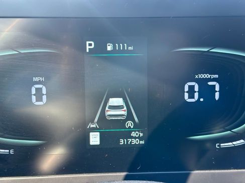 Used 2023 Kia Sportage LX image 5