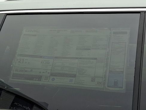 New 2026 GMC Acadia Denali Ultimate w/ LPO, Floor Liner Package image 19