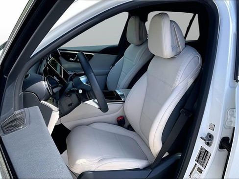 Certified 2026 Mercedes-Benz GLC 300 4MATIC image 24