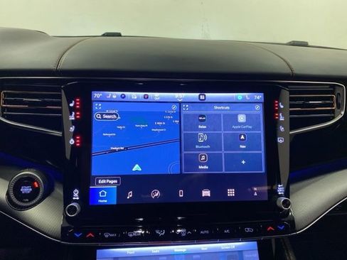 Used 2024 Jeep Grand Wagoneer Series III w/ Quick Order Packagew 28T image 13