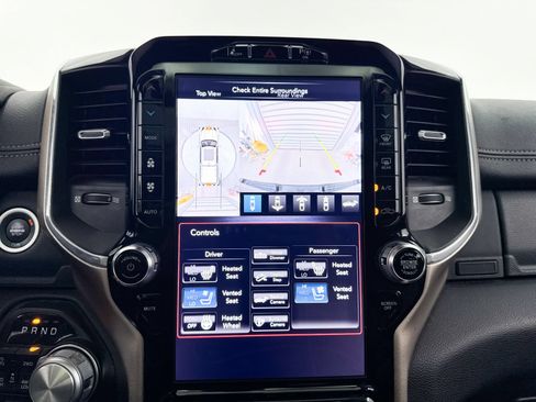 Used 2019 RAM 1500 Laramie AWD/4WD image 13