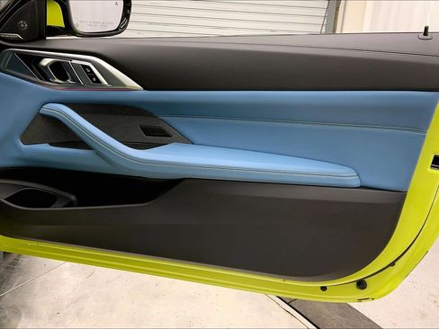 Used 2023 BMW M4 Coupe w/ M Driver's Package image 27