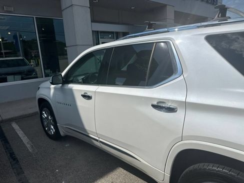 Used 2020 Chevrolet Traverse High Country w/ LPO, Floor Liner Package AWD/4WD image 10